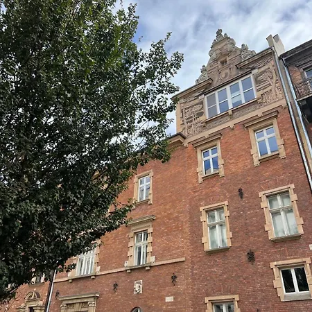 Cracow Superior By Bookinghost * Krasków